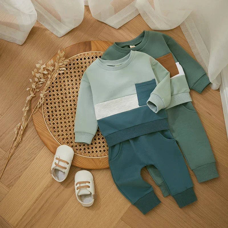 Ensemble 2 pièces avec blocs de couleurs bébé