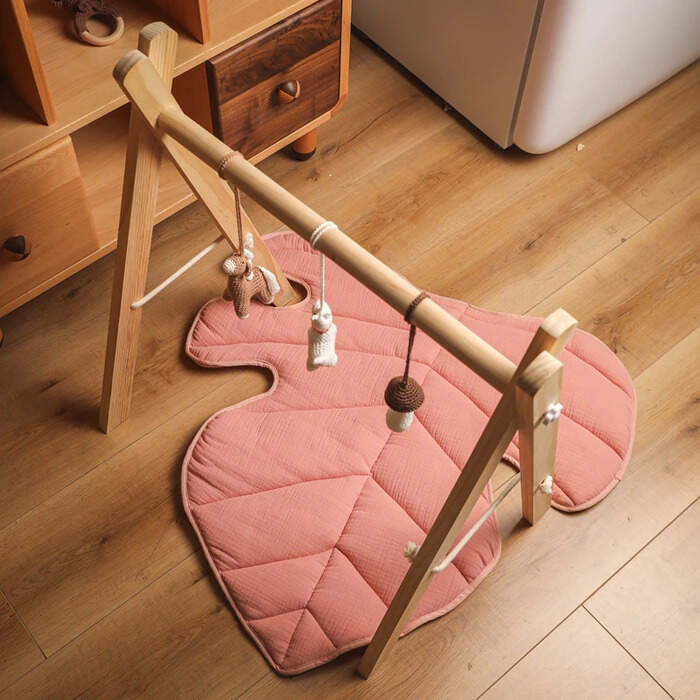 Tapis de sol en forme de feuille bébé
